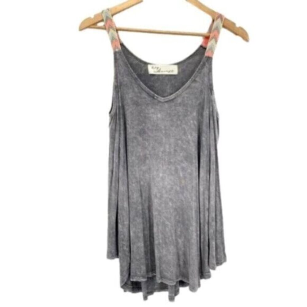 Vintage Havana Women's Cold Shoulder Burnout Distressed Top